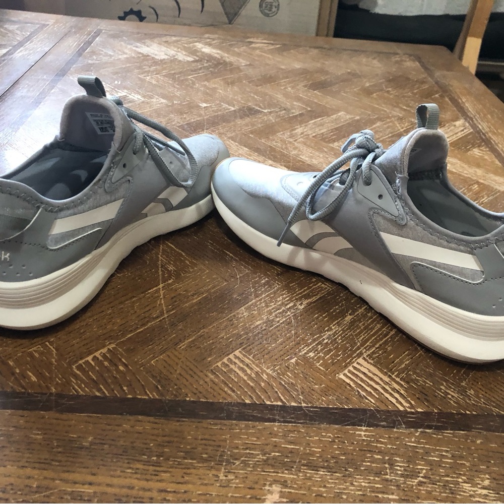 Reebok Running Shoes - Picture 7 of 9